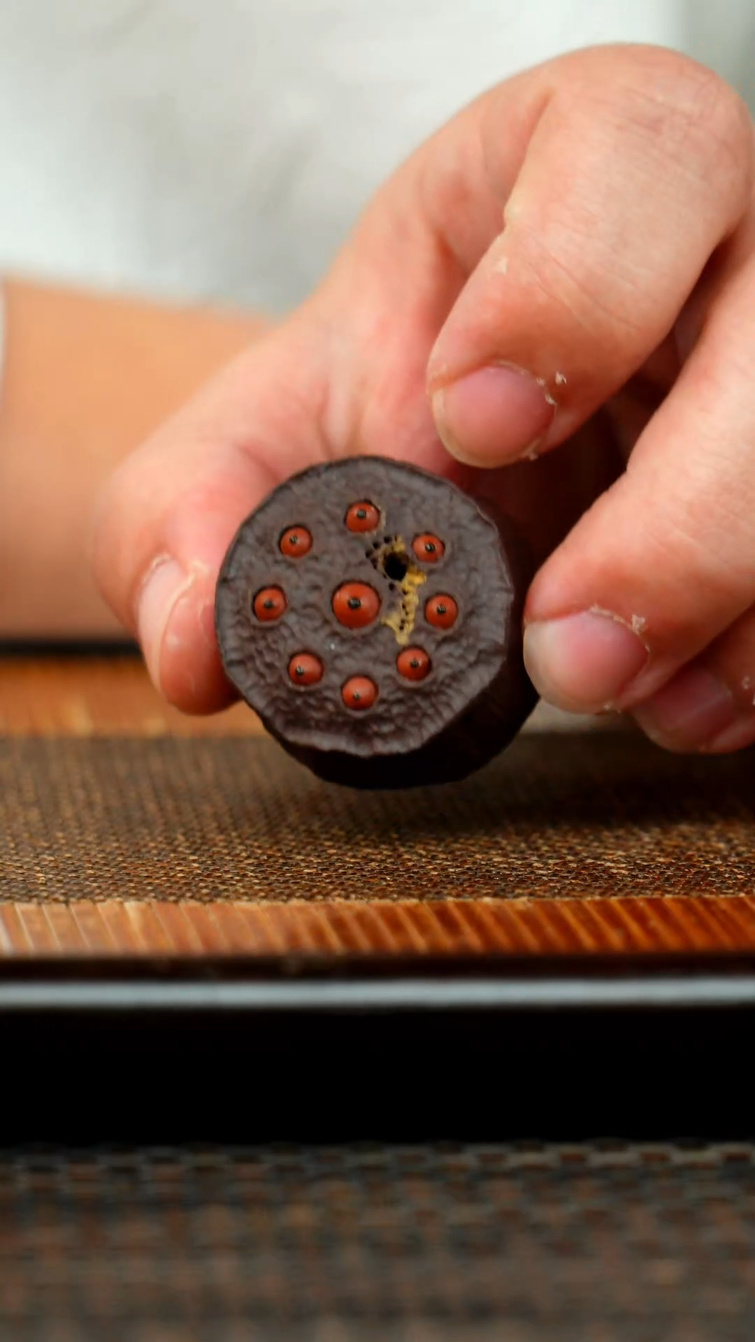 【闪购商品】紫砂茶壶*莲蓬 老紫泥  黄金段装饰