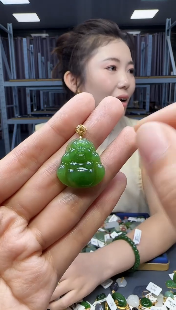 和田玉18K金镶嵌挂件1