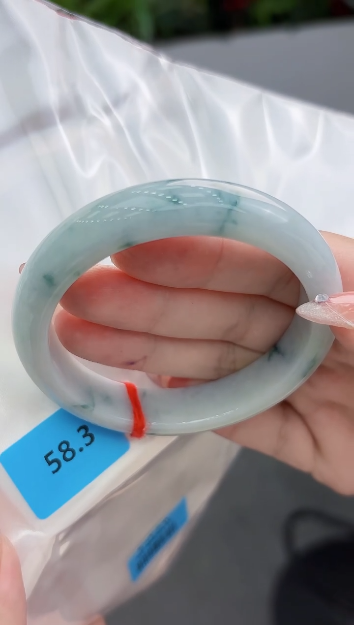 【闪购商品】翡翠手镯未镶嵌翡翠手镯