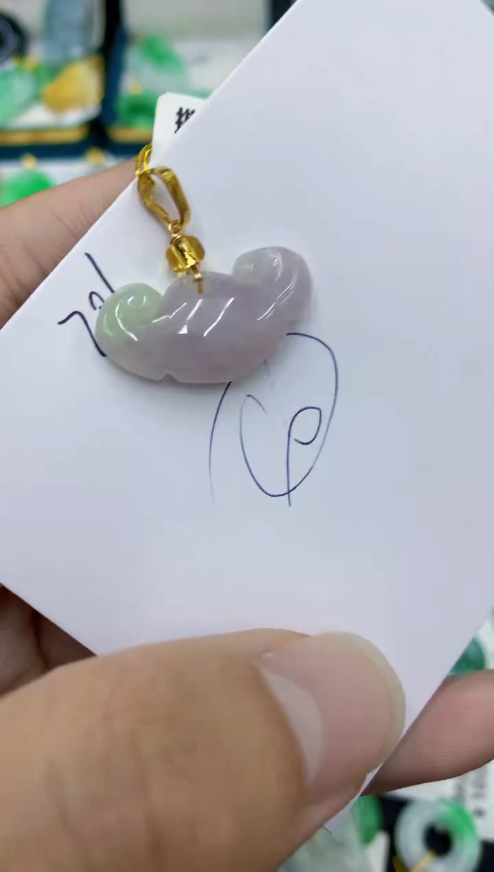 翡翠未镶嵌颈饰1111111111