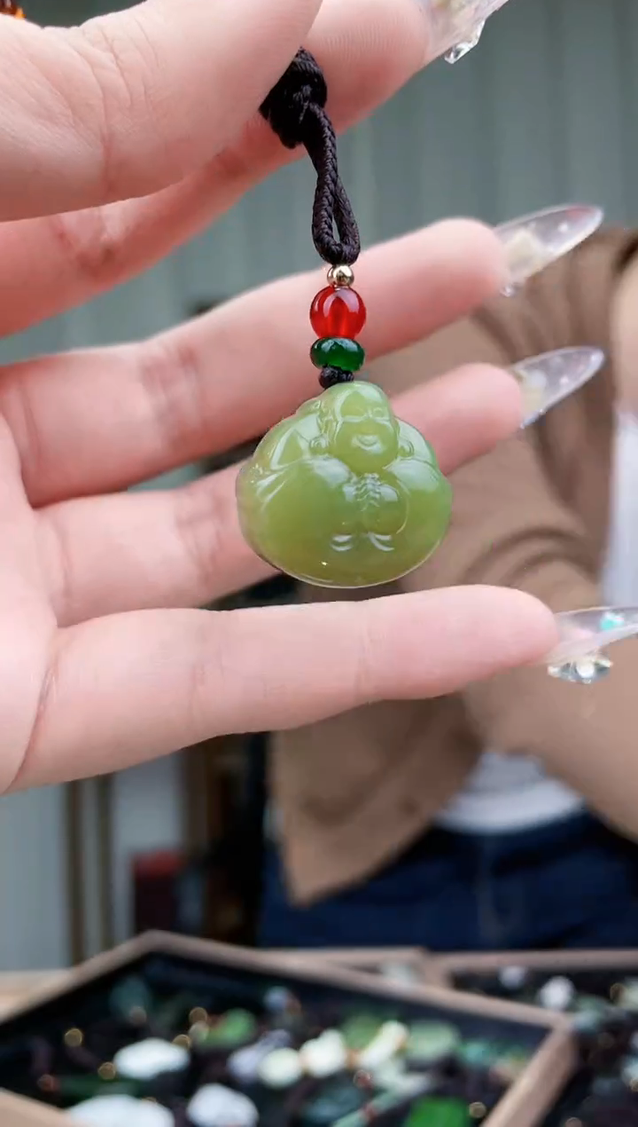 【闪购商品】和田玉挂件未镶嵌拍一发一，多样性发货！