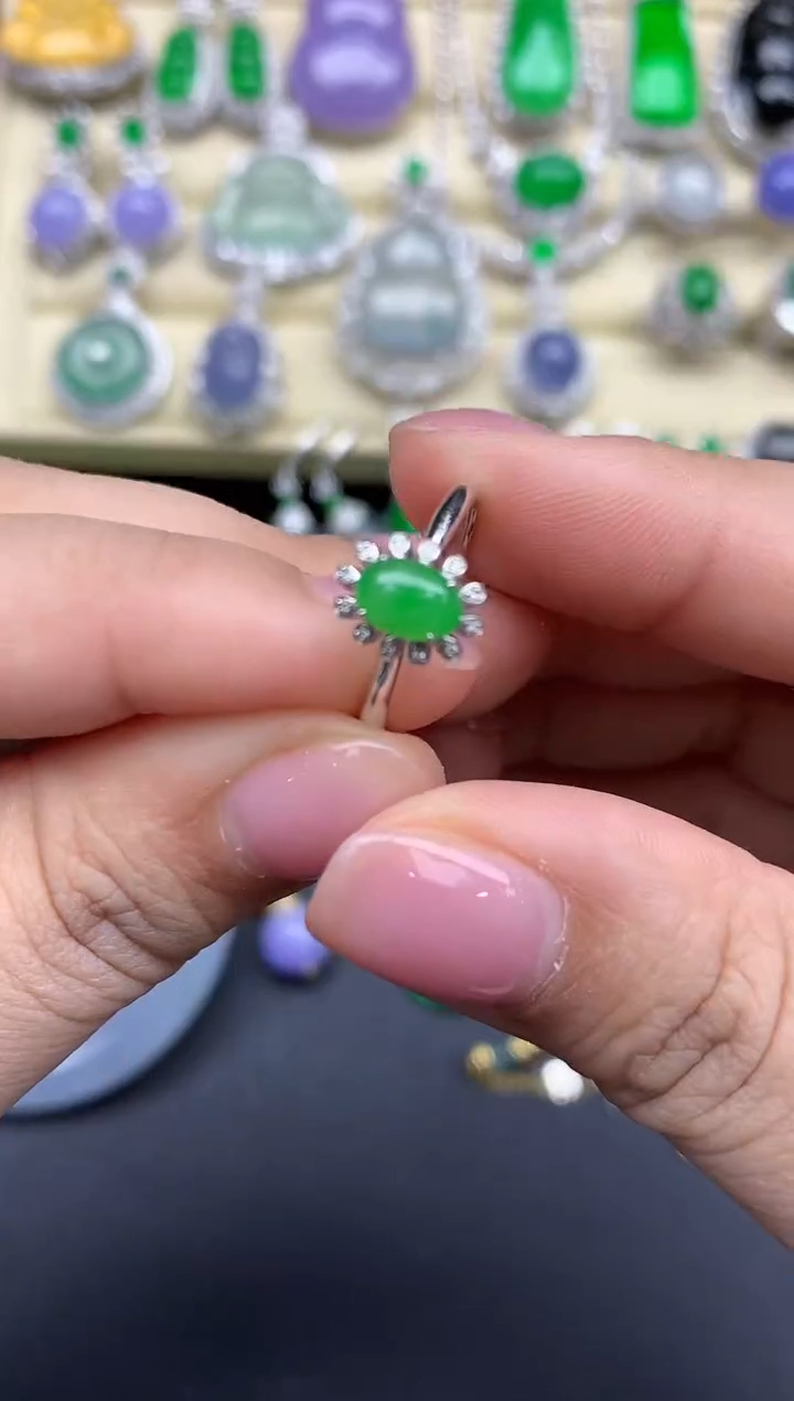 【闪购商品】翡翠戒指18K金镶嵌98-中国好珍宝