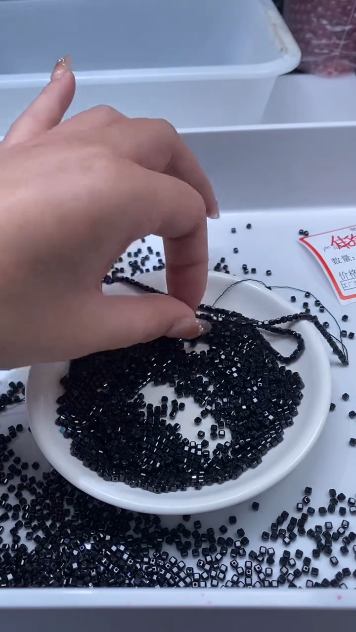 颈饰未镶嵌水晶w3399黑碧玺方糖2+mm*20颗