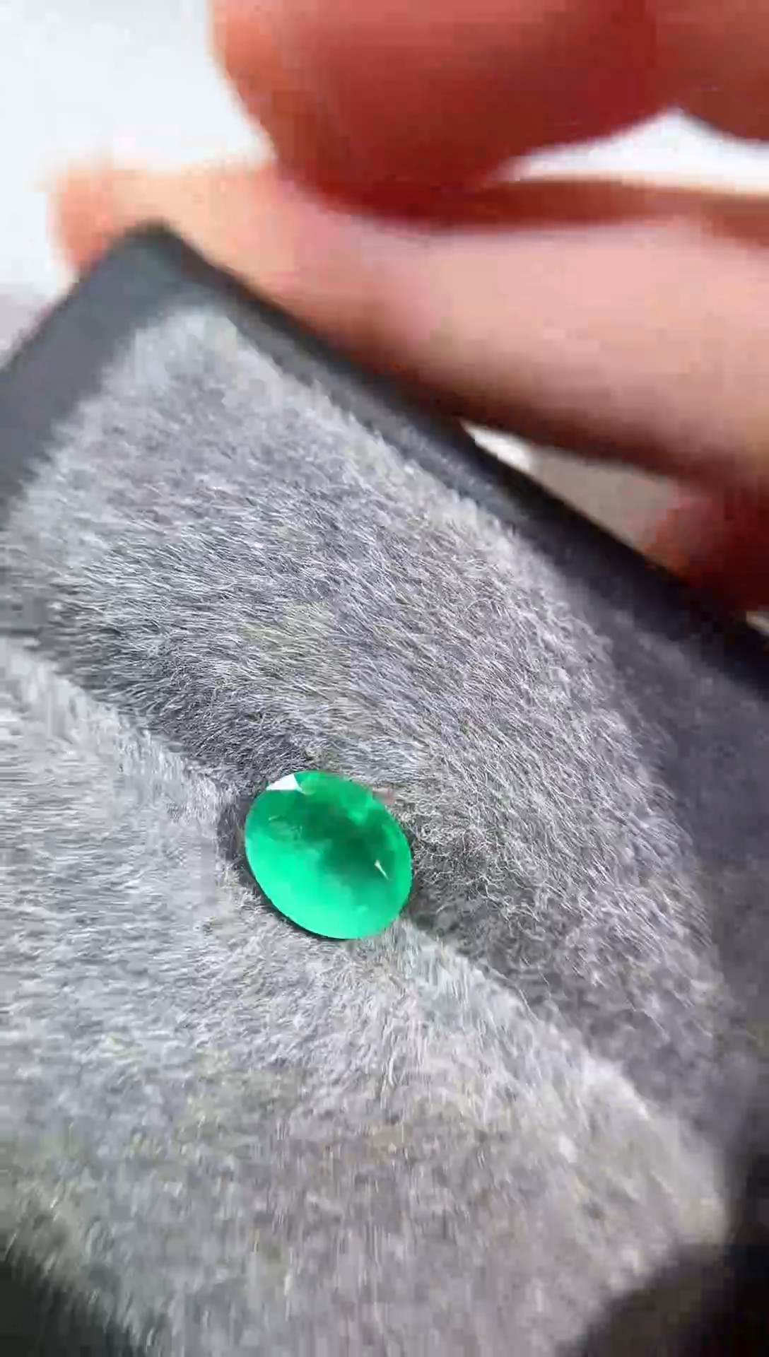 【闪购商品】祖母绿裸石未镶嵌一粒1.27ct