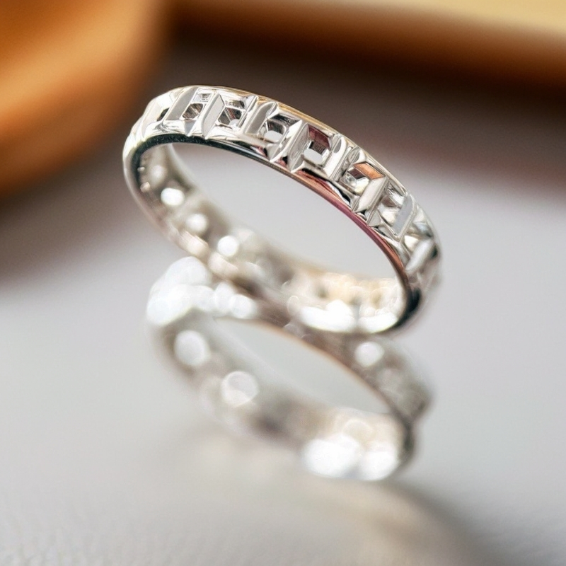 99新 Tiffany & Co./蒂芙尼 18K白金true镂空窄版戒指48号 W48857