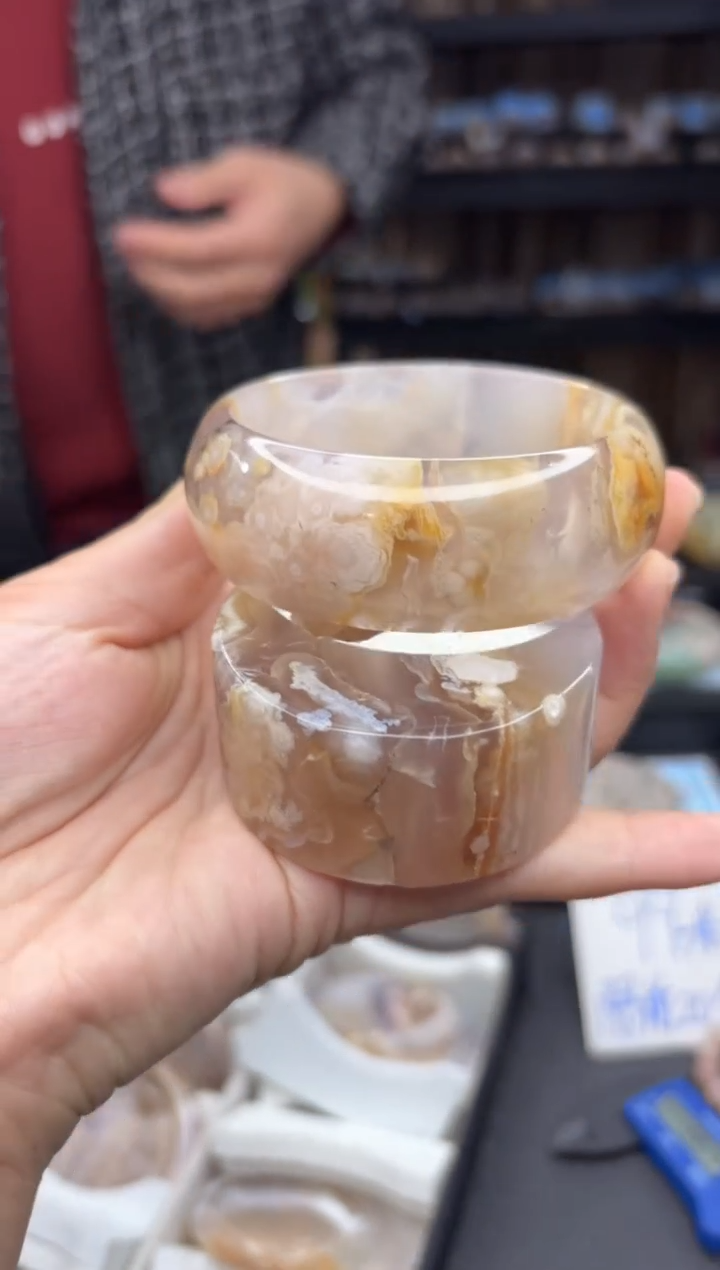 【闪购商品】石英质玉手镯未镶嵌98（62圈赠送镯心）