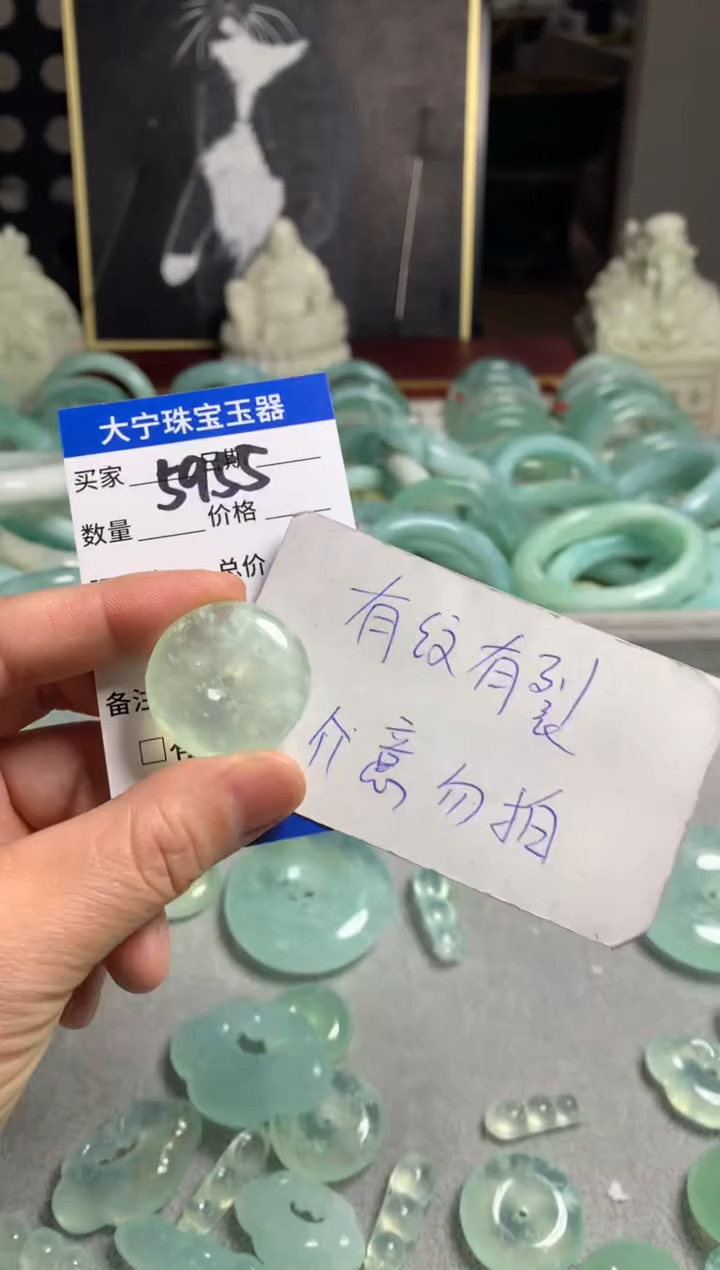 【闪购商品】蛇纹石玉未镶嵌颈饰5955