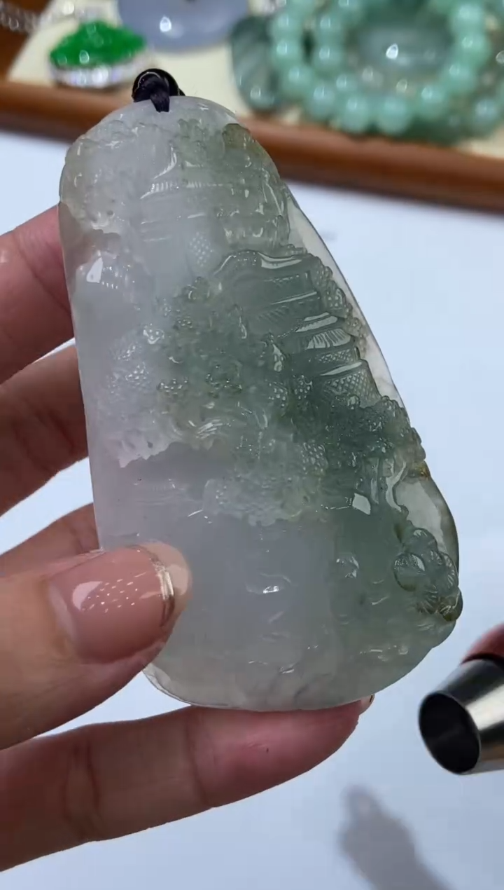 【闪购商品】翡翠未镶嵌挂件282989