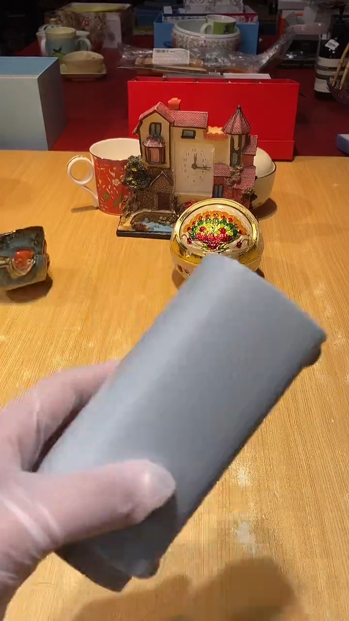 瓷片生活的本意是啊开心啊@@1