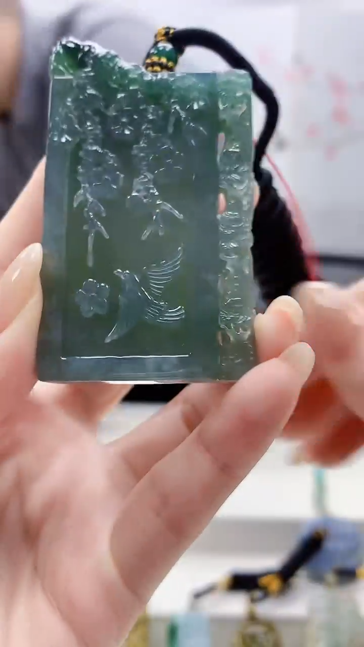 未镶嵌定制翡翠5060lr-毛货挂件105