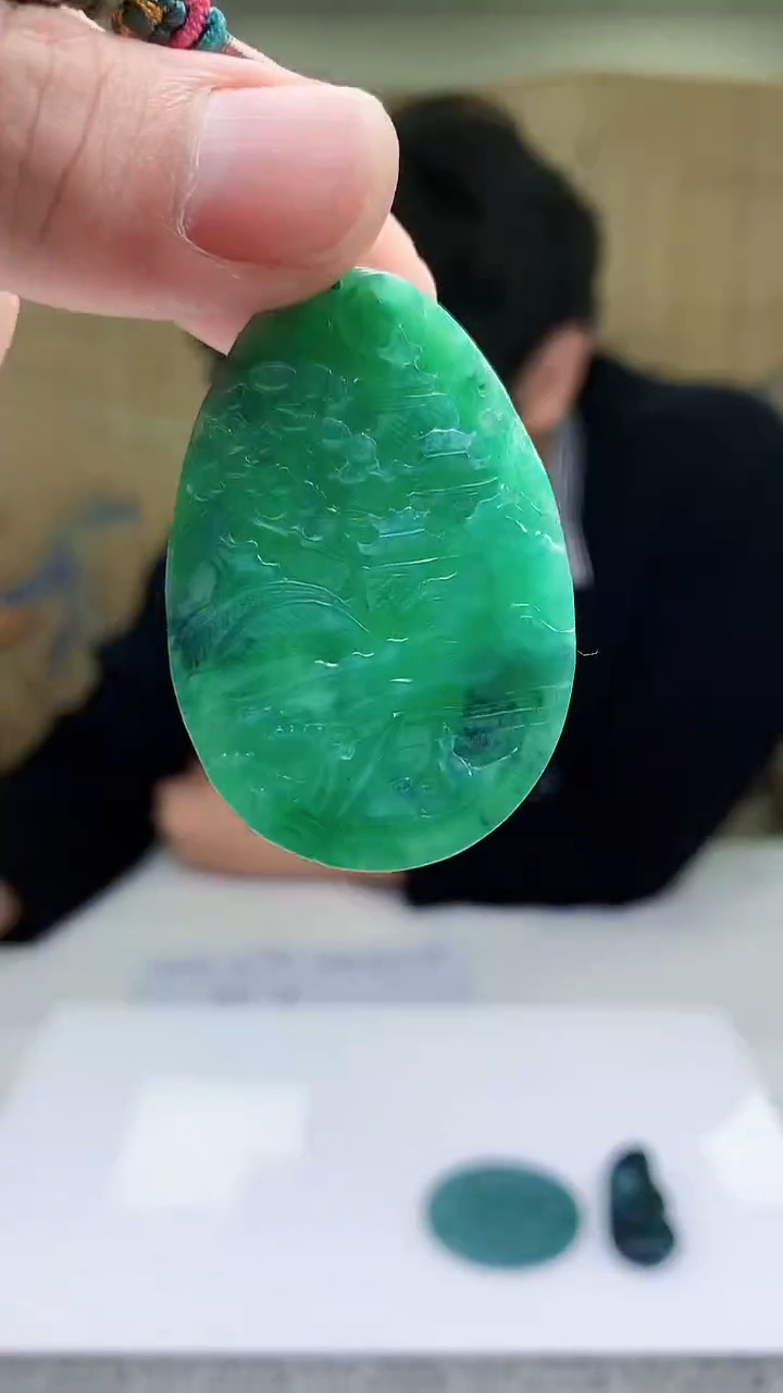 【闪购商品】定制翡翠未镶嵌5145bb-毛货挂件赠珠链50