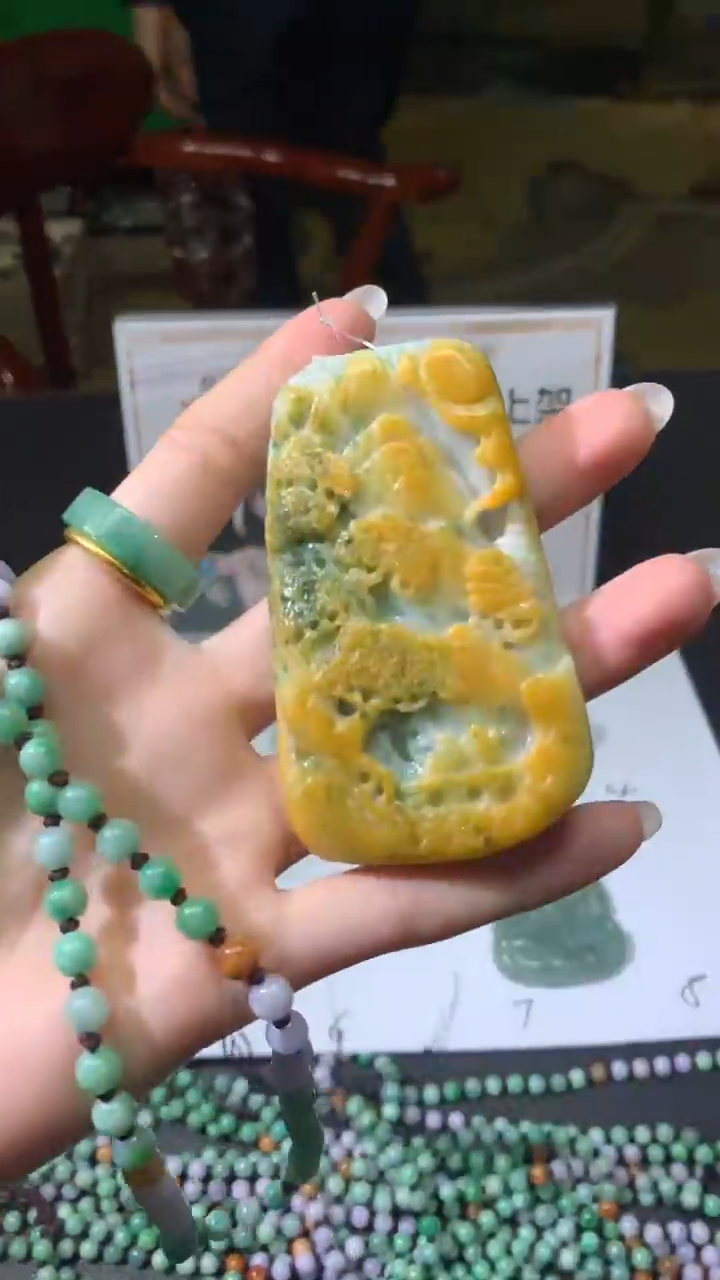 【闪购商品】定制翡翠未镶嵌不退不换CMH1件-A