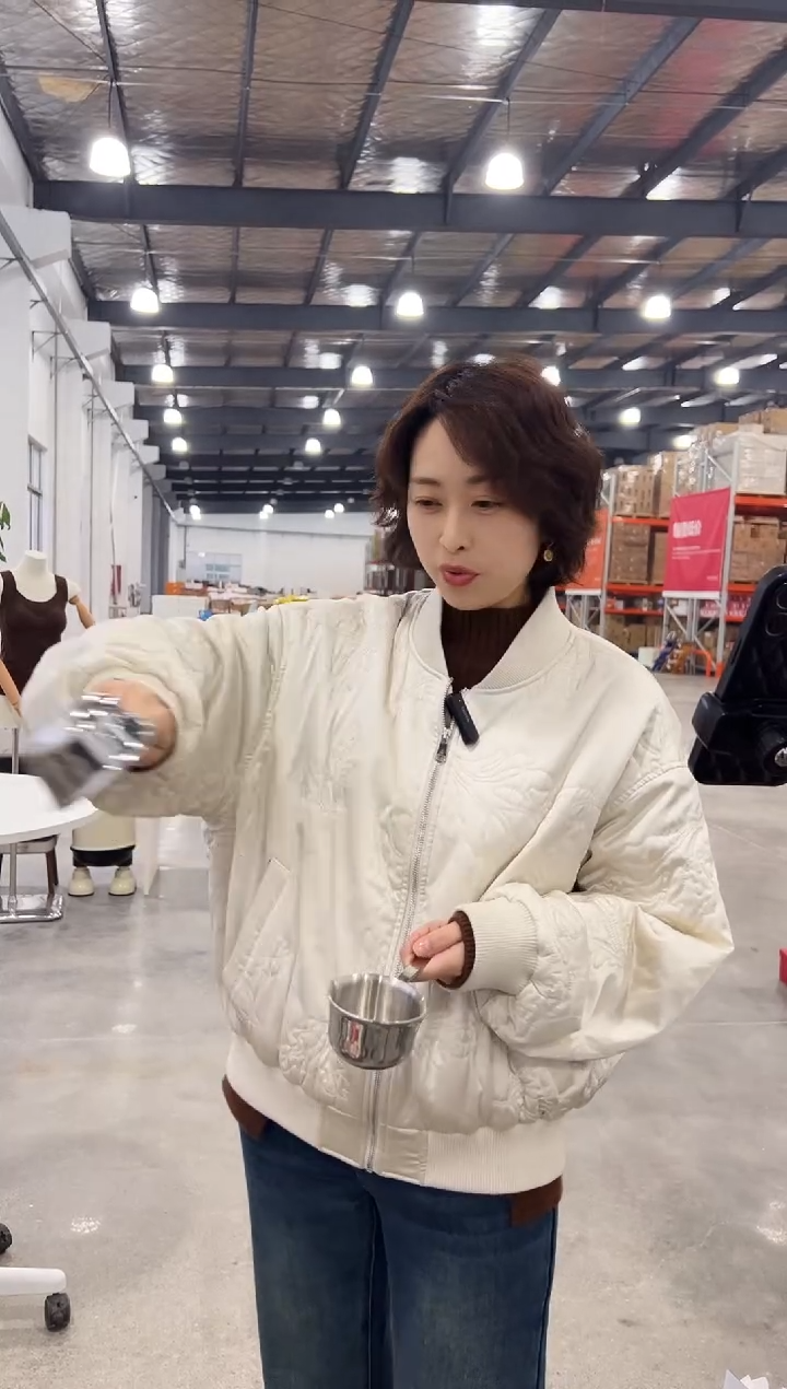 有机玻璃002莱俐家居12.11下午