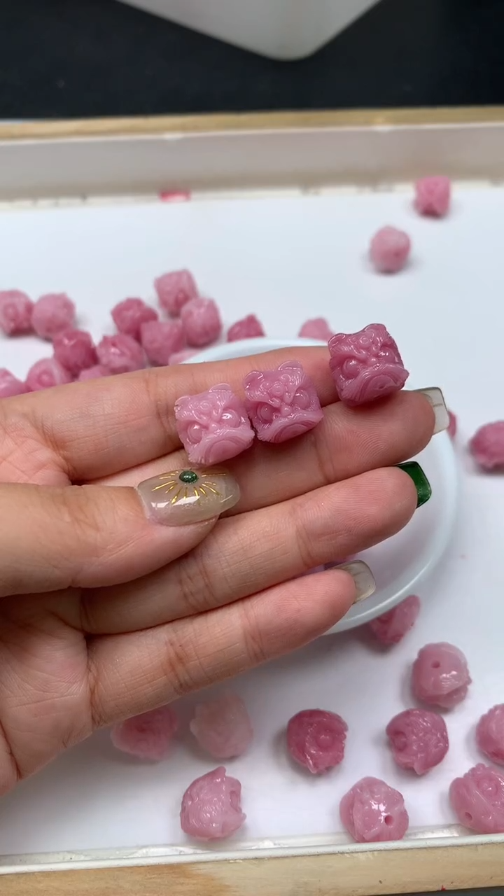 未镶嵌散珠拼合珍珠（马贝珠）E212 女皇贝 醒狮头14mm3个5.8元