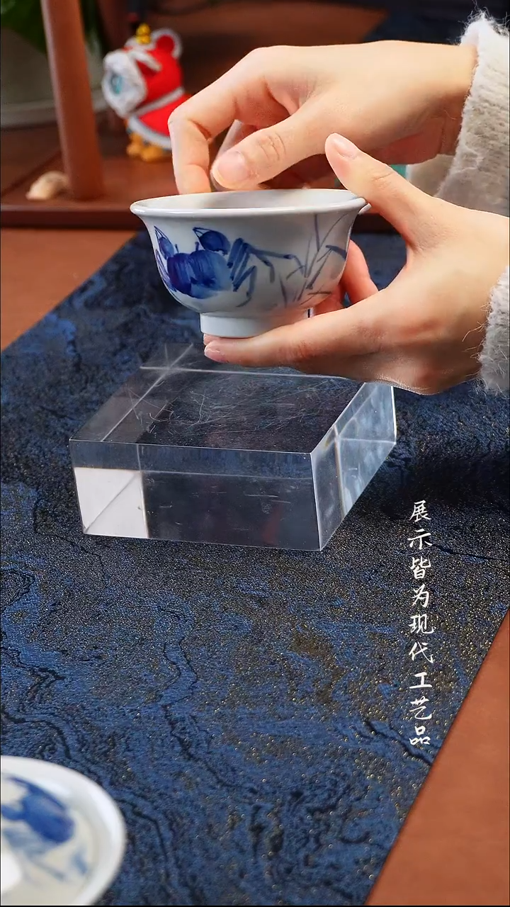 柚野写意螃蟹压手