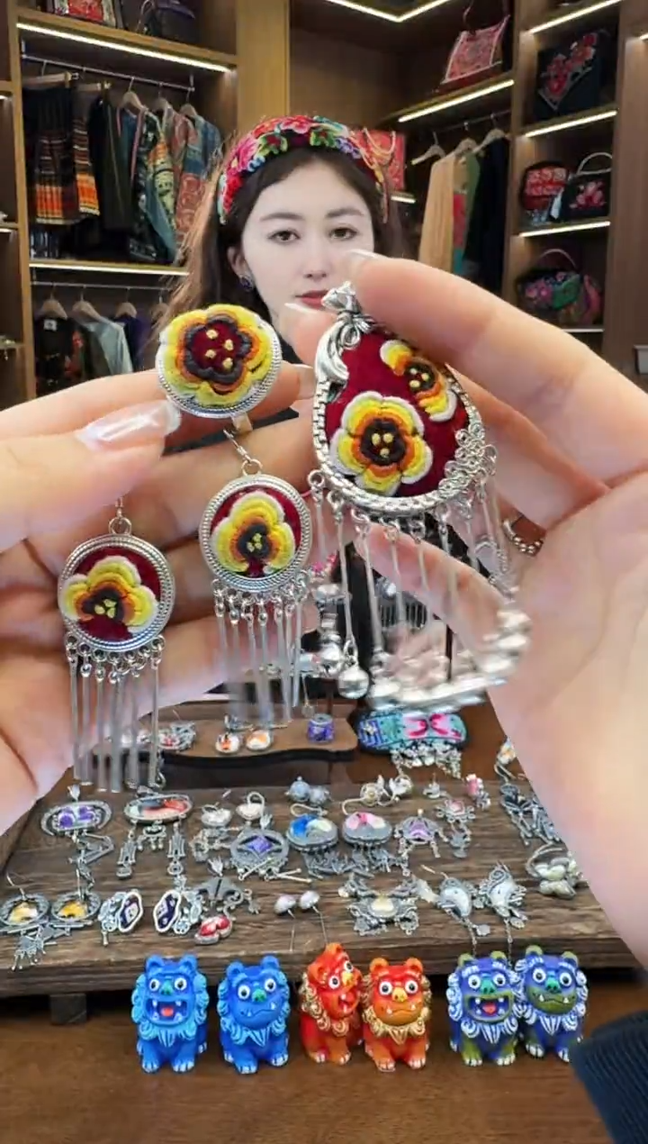 【闪购商品】织绣208戒指耳环吊坠一套