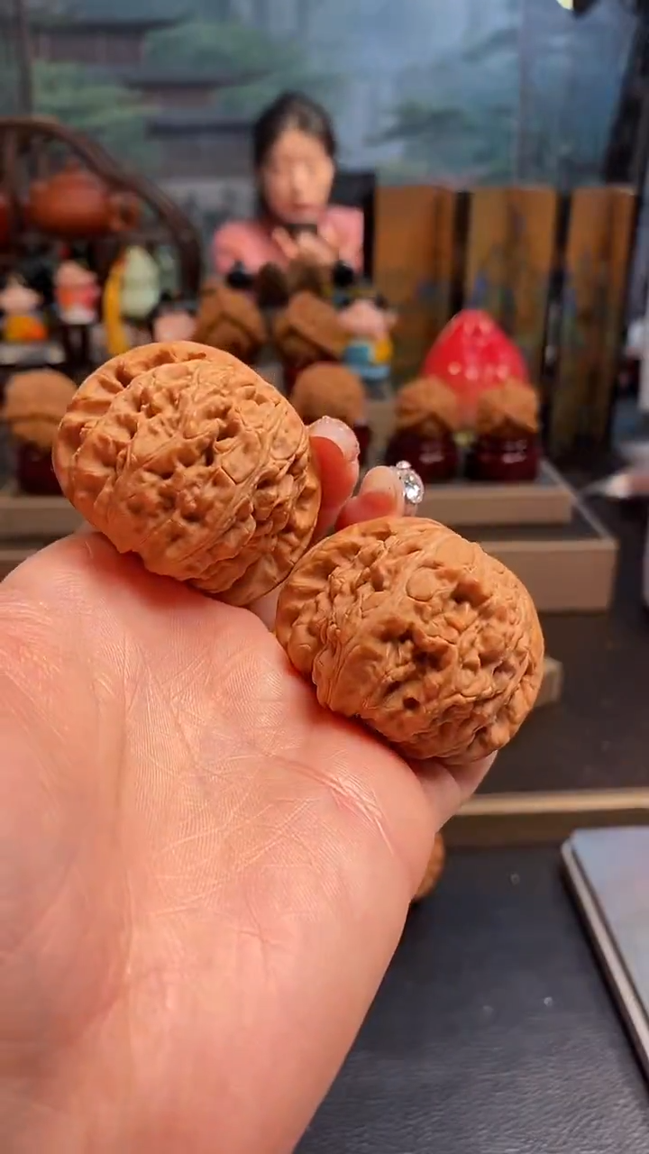 【闪购商品】文玩核桃吊坠B842白狮子45