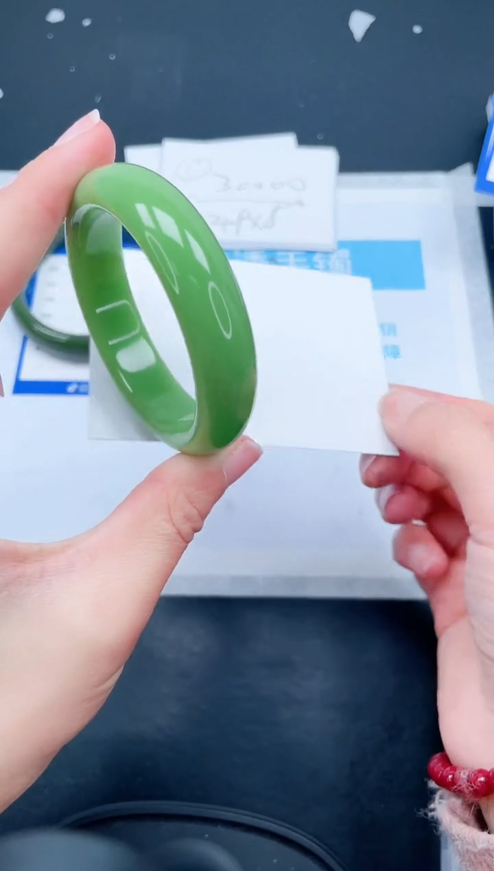 【闪购商品】石英质玉手镯未镶嵌440-53