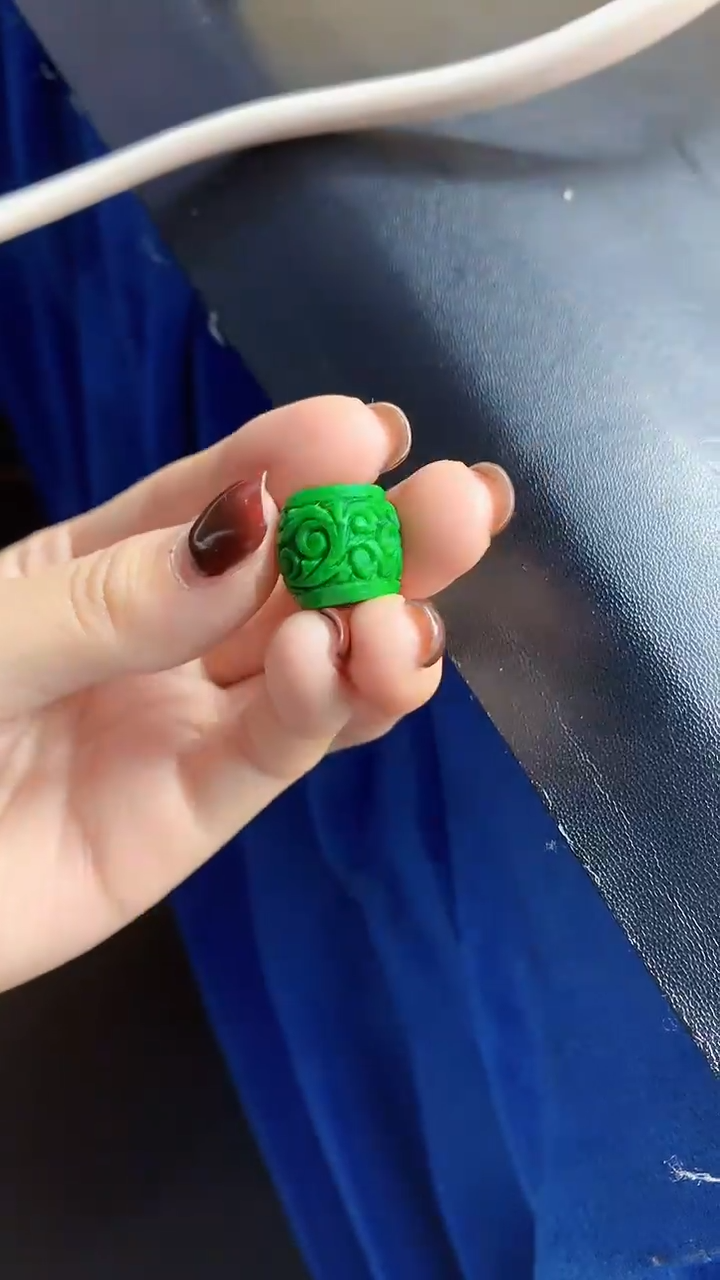 颈饰未镶嵌翡翠天然缅甸翡翠A货