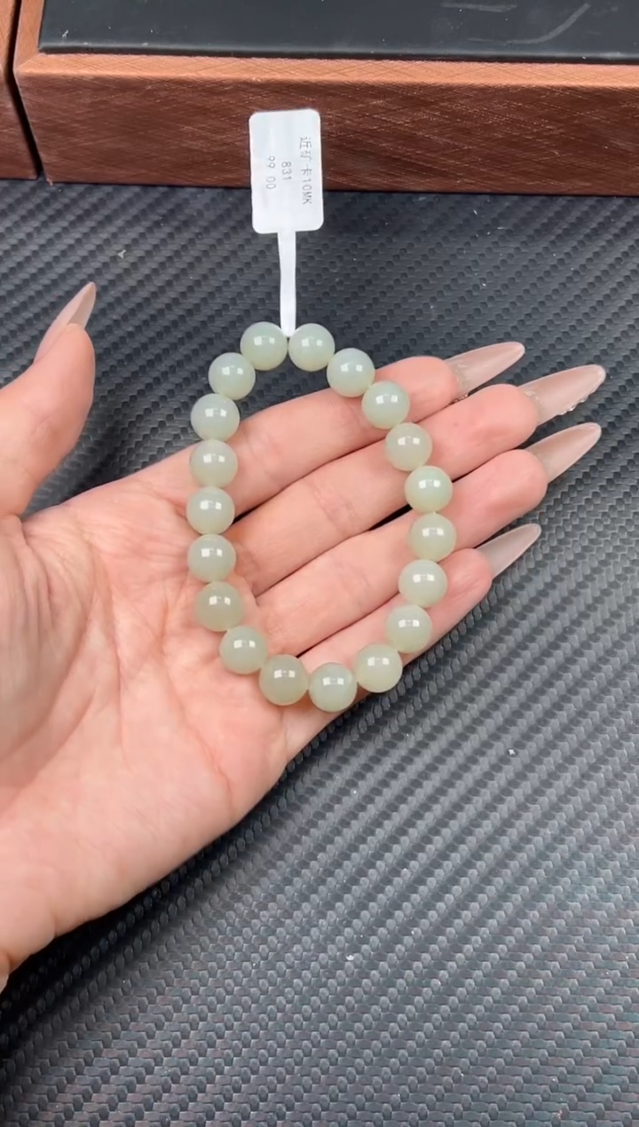 未镶嵌手串和田玉且末近矿微色差卡10JMK