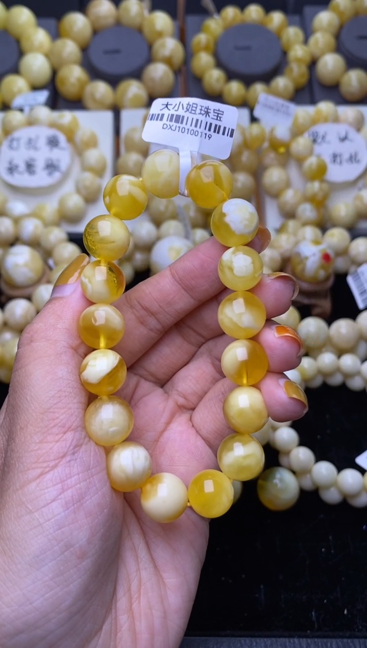 裸石琥珀未镶嵌大小姐珠宝35