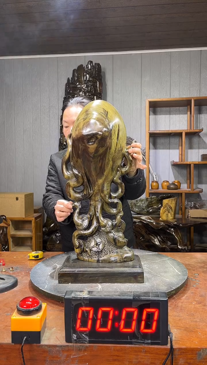 金丝楠最**美乌木章鱼摆件