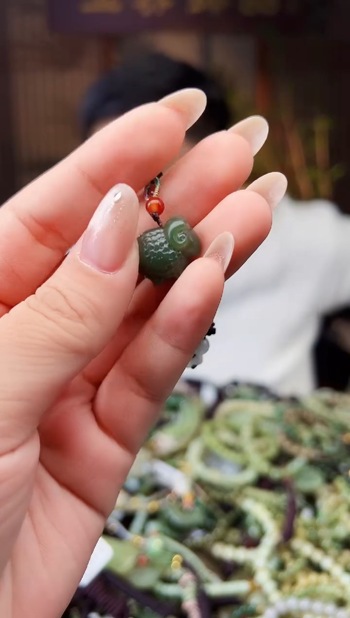 颈饰未镶嵌和田玉多样性发货拍一发一