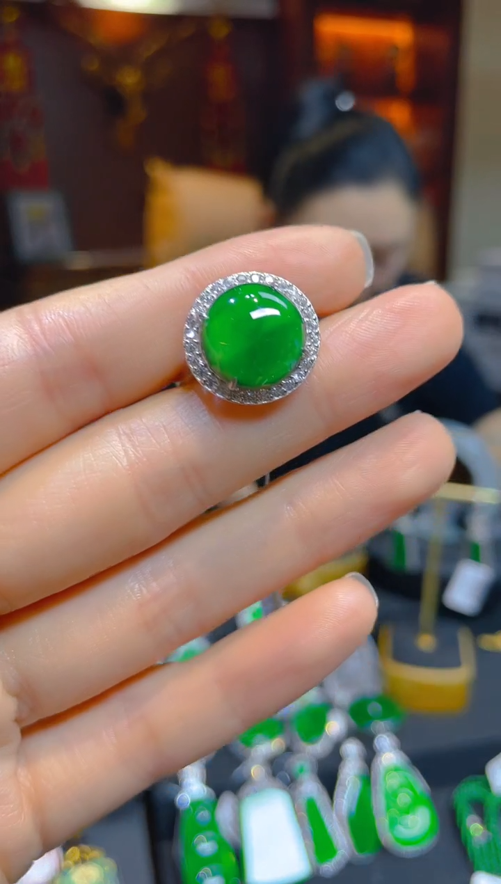 【闪购商品】翡翠戒指银S925镶嵌121549天然A货翡翠戒指