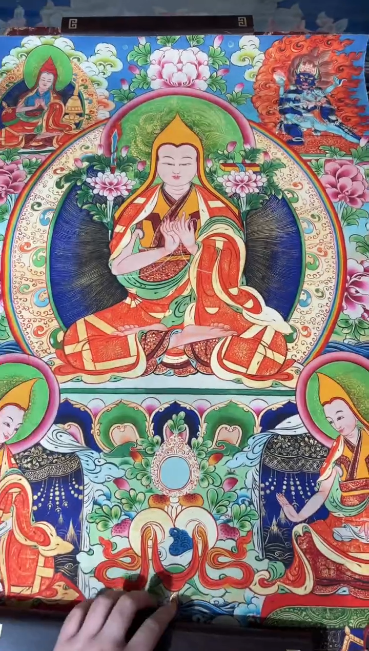 卷轴画龙妹的唐卡tk16