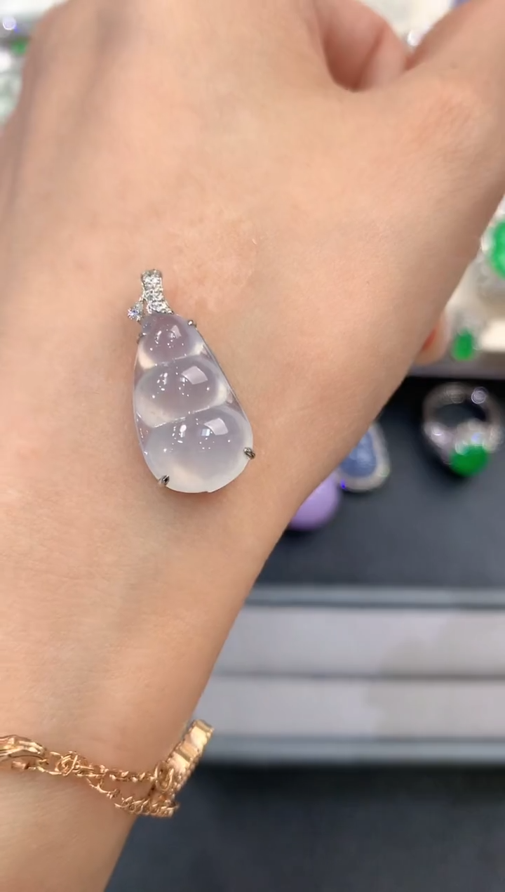 翡翠18K金镶嵌吊坠(不含链)q9            