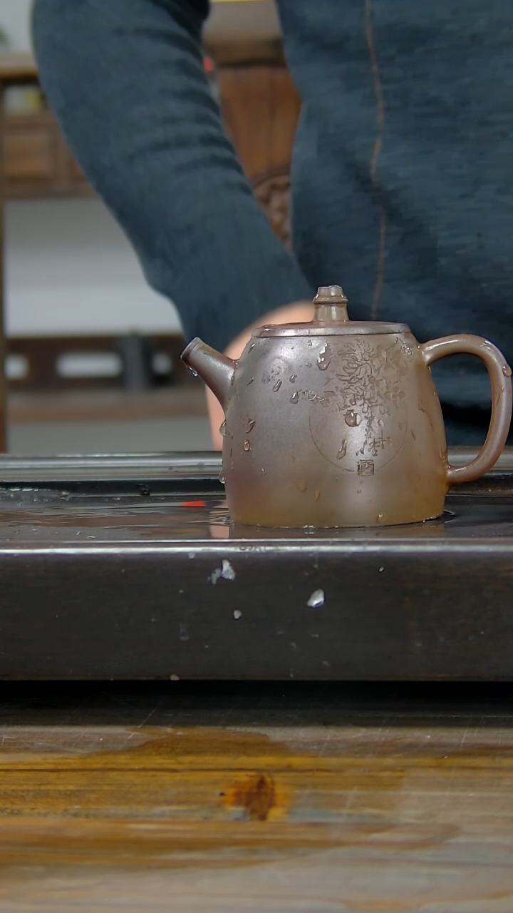【闪购商品】贵台龙窑柴烧茶壶859