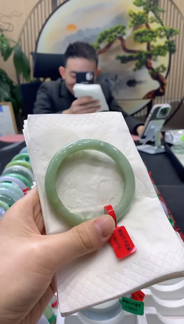 【闪购商品】翡翠手镯未镶嵌0000014742