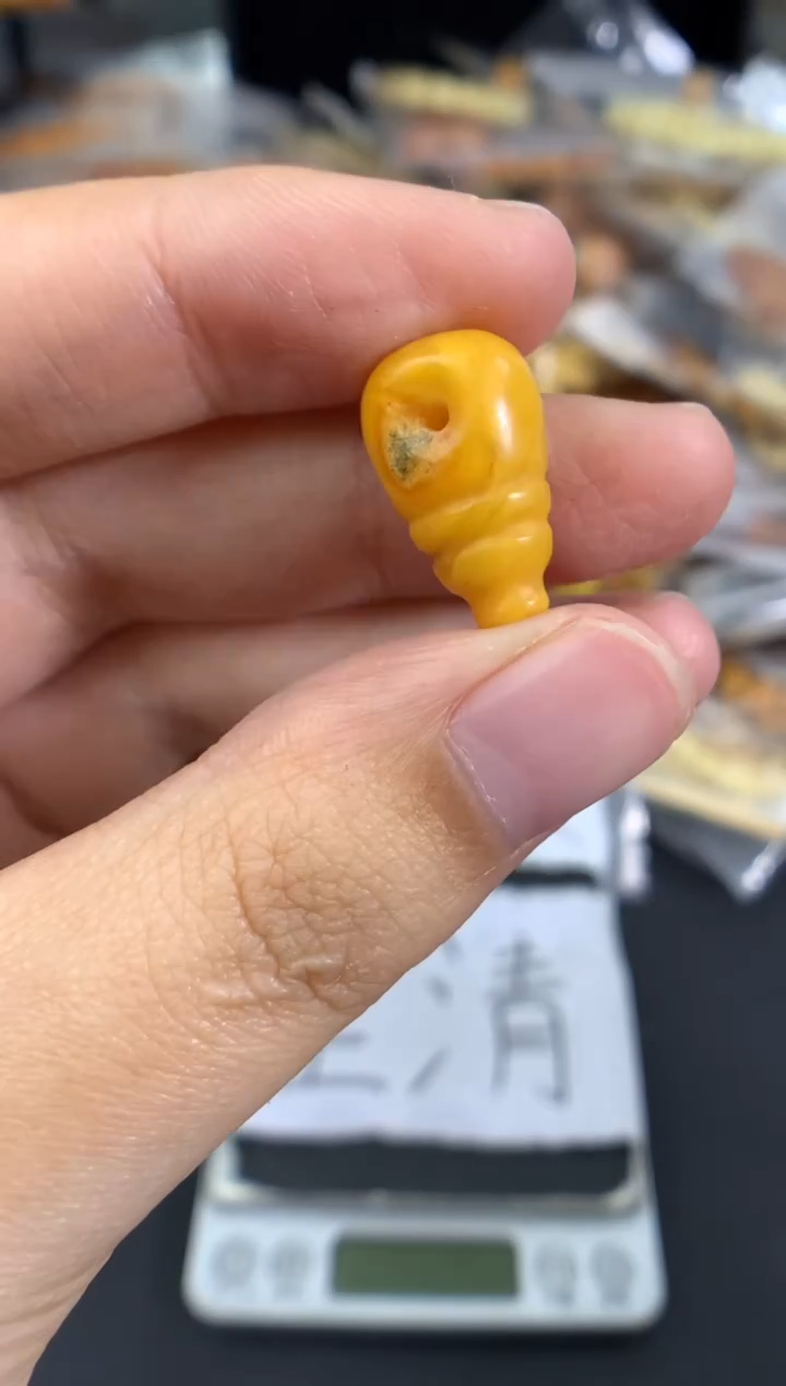 蜜蜡未镶嵌珠宝奇石1