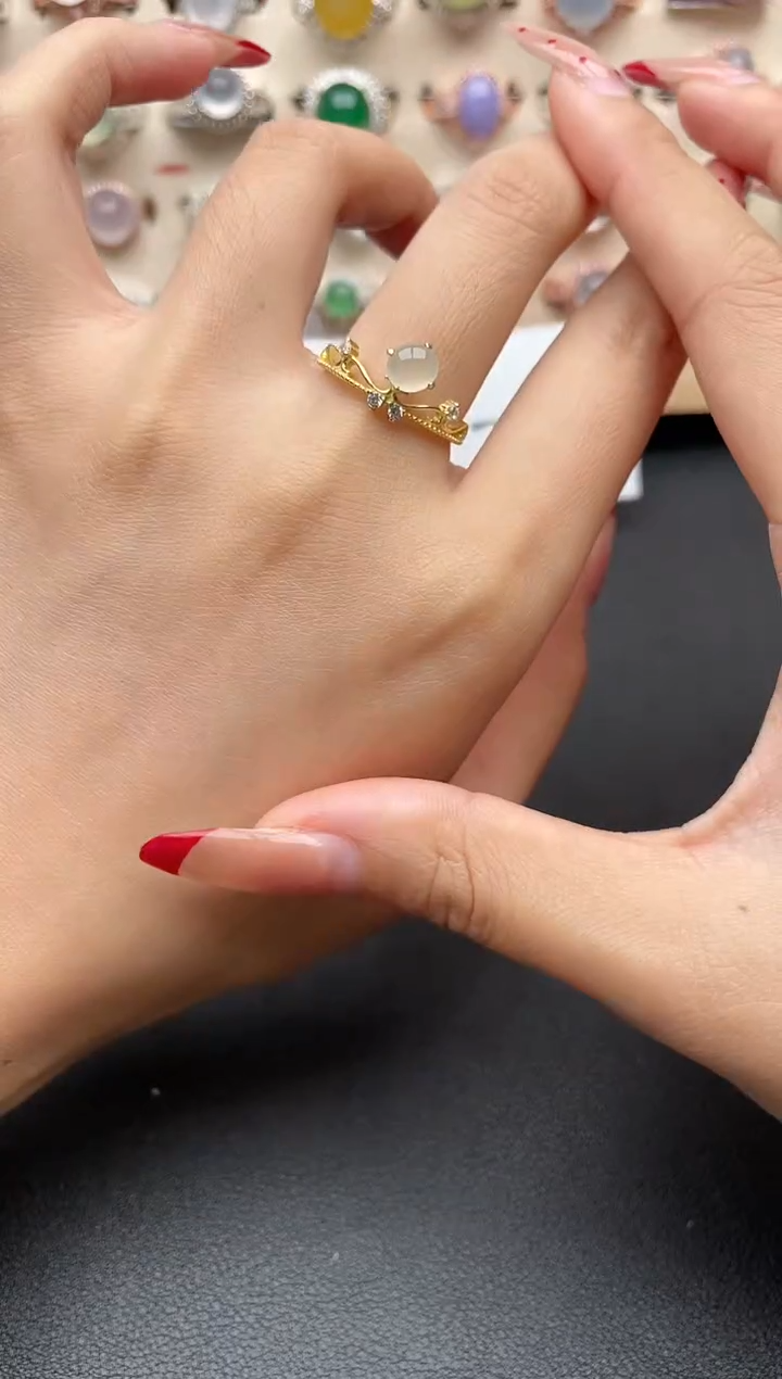 【闪购商品】翡翠戒指银S925镶嵌一物一证一礼盒