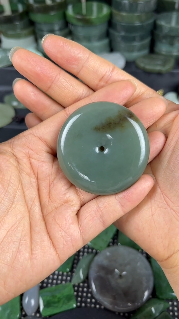 和田玉未镶嵌珠宝半成品扣子