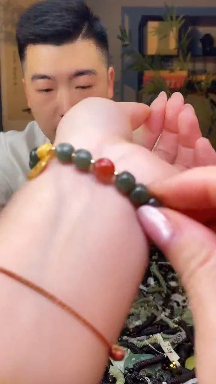 颈饰未镶嵌和田玉多样性发货，拍一发一