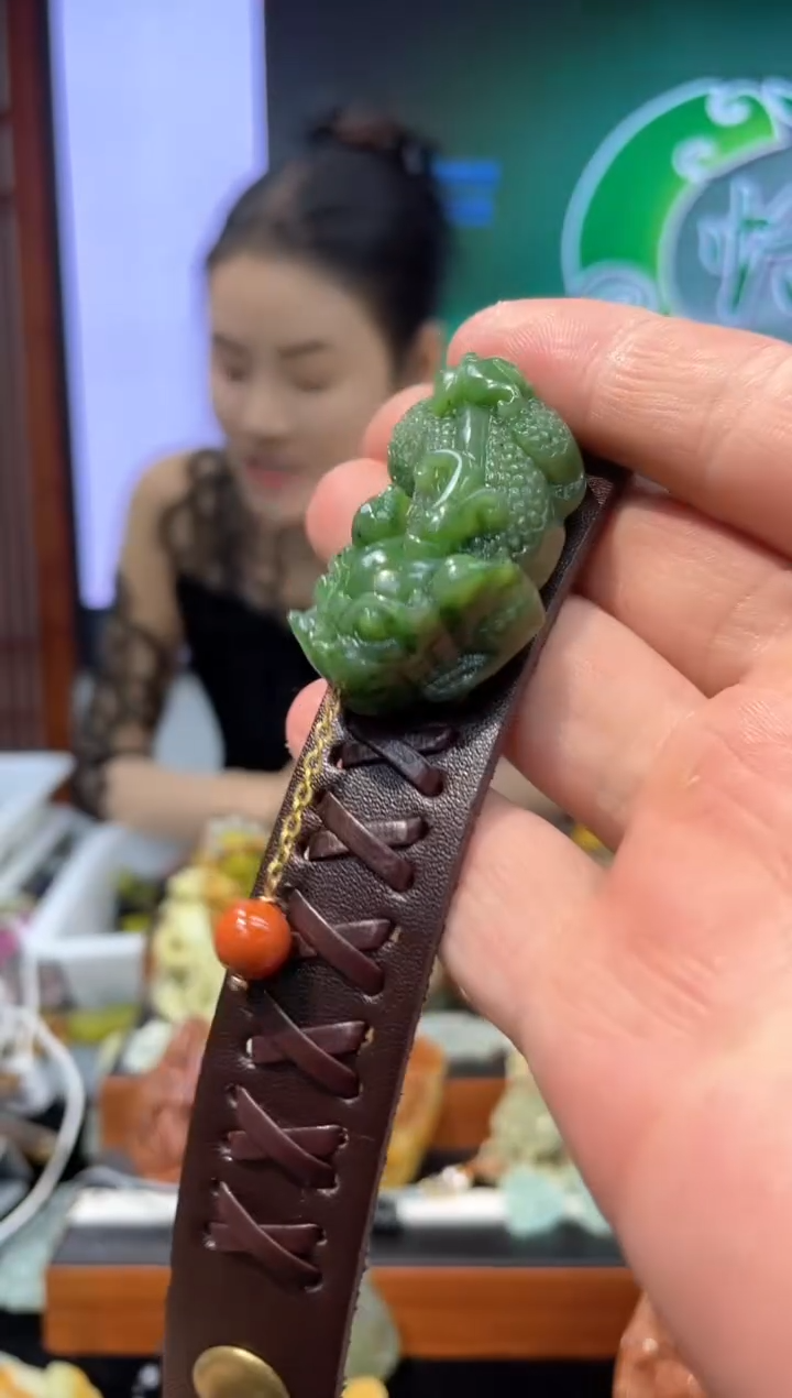 【闪购商品】和田玉手牌未镶嵌·多样性发货*拍一发一