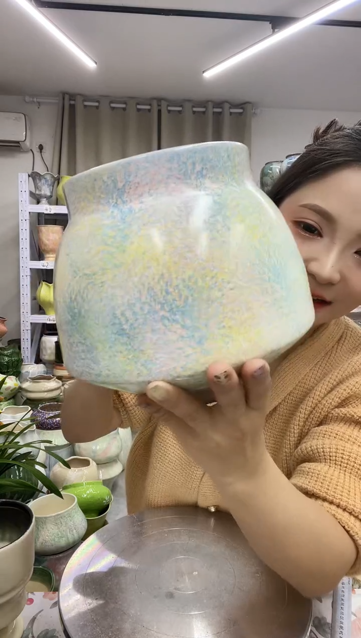 【12.4号】  花盆  高 ：  16  口：12