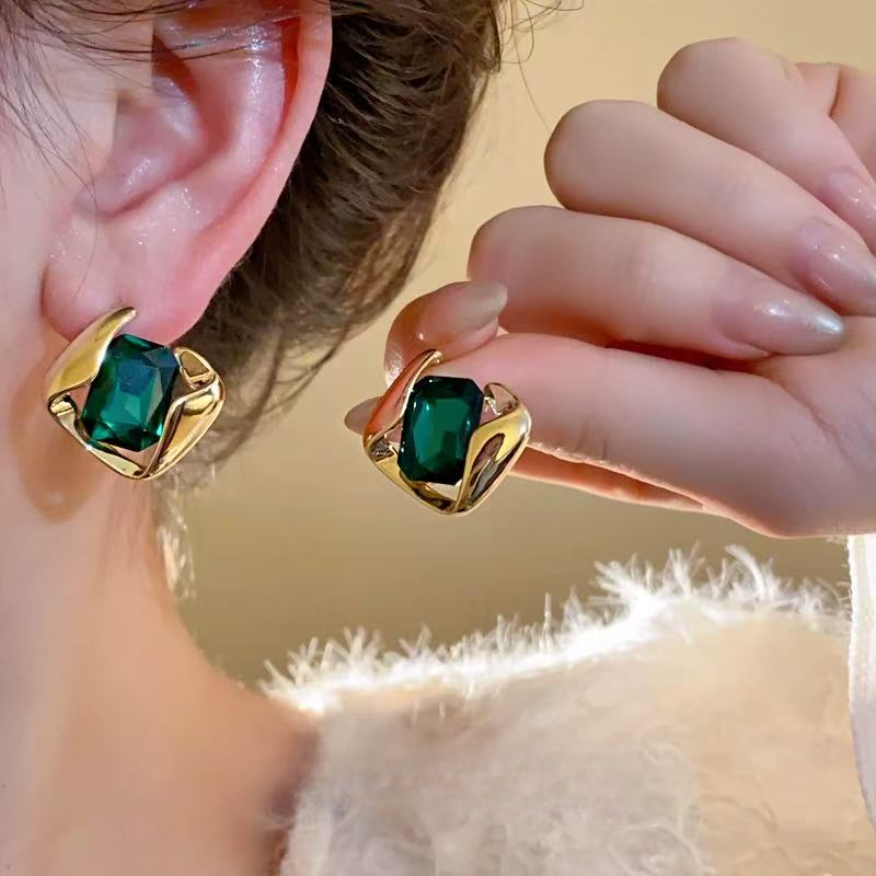 合金耳饰 925银针绿色水晶独特设计感高级时尚百搭简约个性耳环