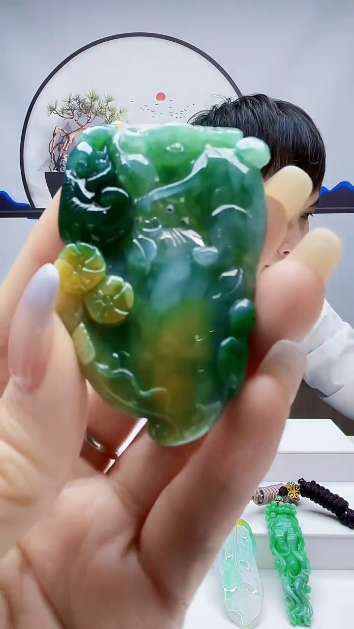 未镶嵌定制翡翠毛货-挂件69