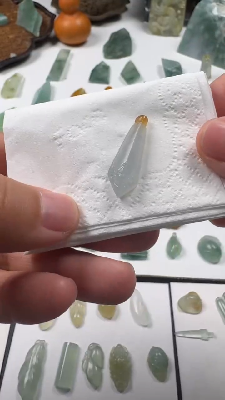 【闪购商品】定制翡翠未镶嵌仿古盾牌27.9-9.5-4.9