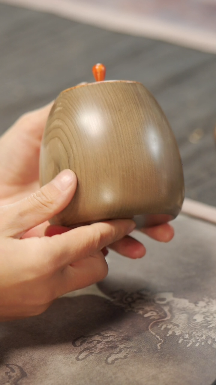 【闪购商品】金丝楠木雕354茶仓茶叶罐