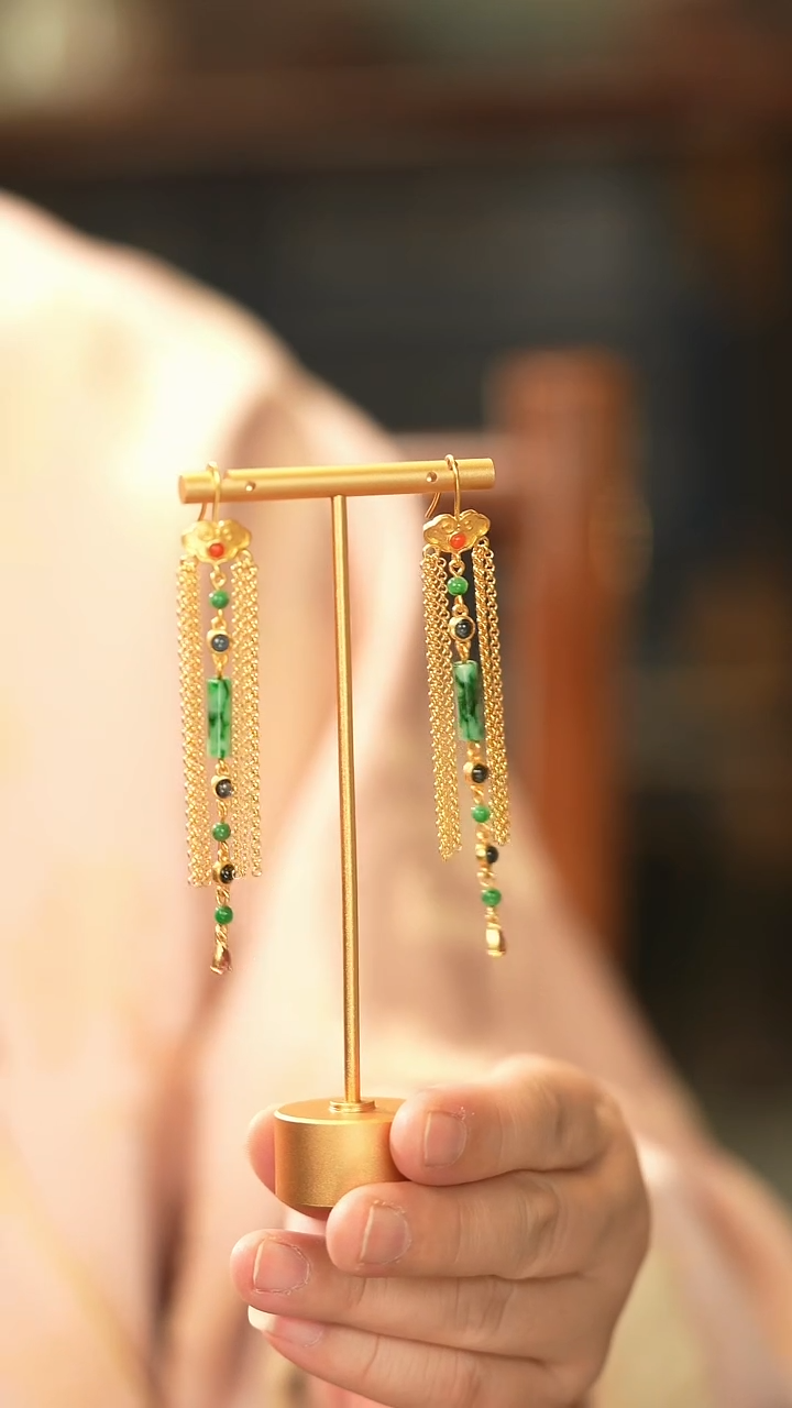 【闪购商品】翡翠耳饰银S925镶嵌新款