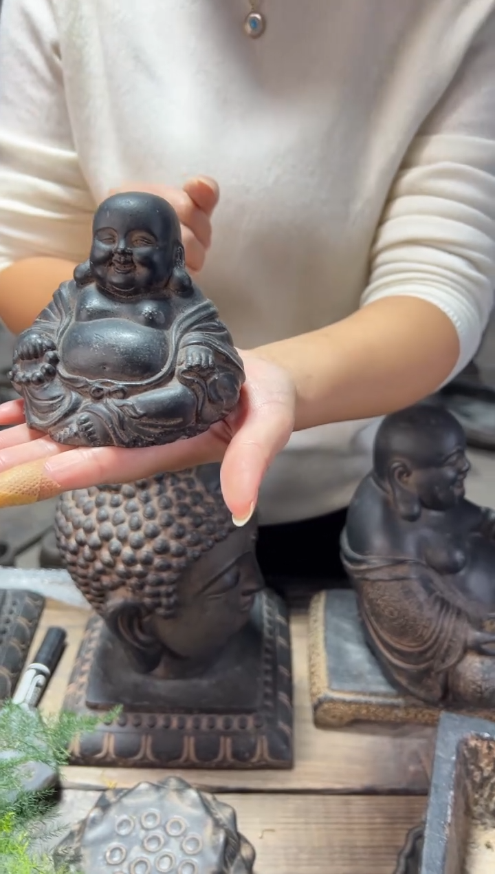 陶土【火山泥】未来佛