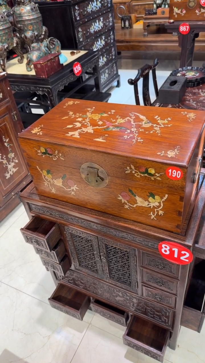 木黄花梨50鸟踏花枝翻盖箱658.888888