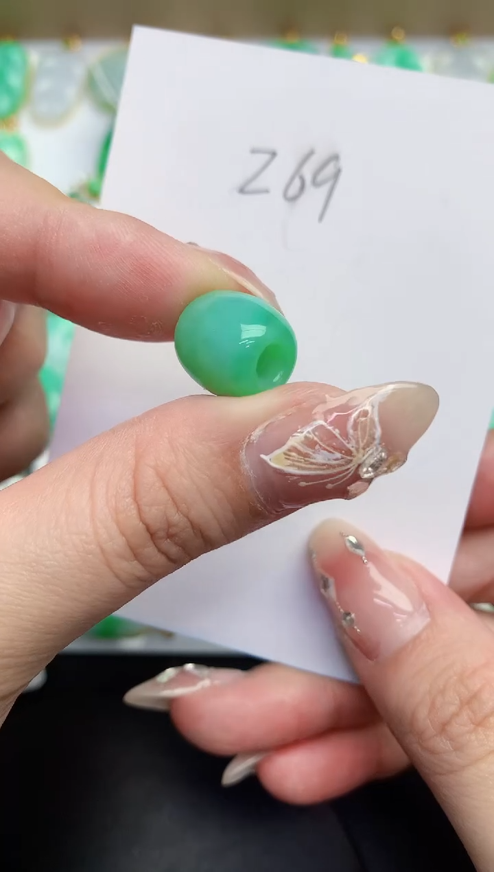 【闪购商品】翡翠颈饰未镶嵌00000000000