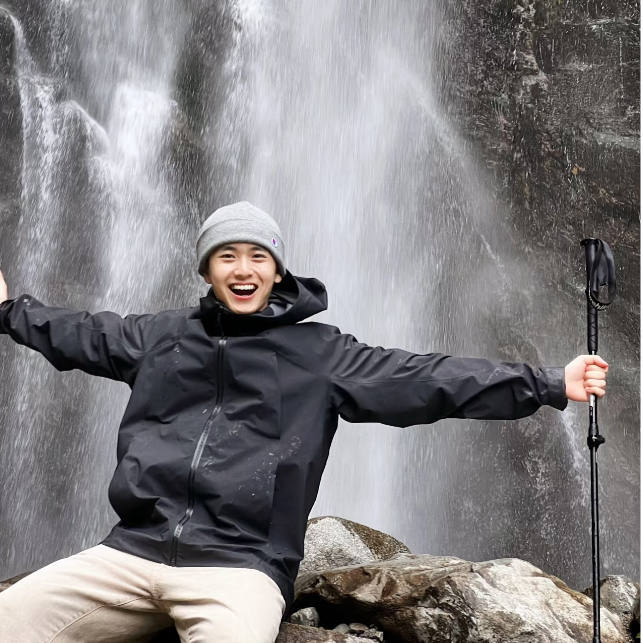 1休闲百搭冲锋衣户外防风防水