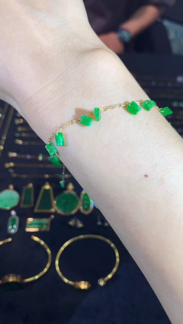 【闪购商品】翡翠手链18K金镶嵌a8时尚zjh