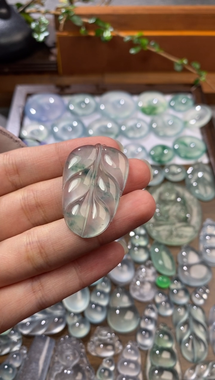 吊坠(不含链)未镶嵌翡翠叶子