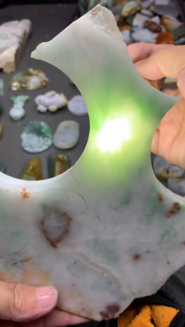 【闪购商品】翡翠颈饰未镶嵌天然缅甸翡翠A货